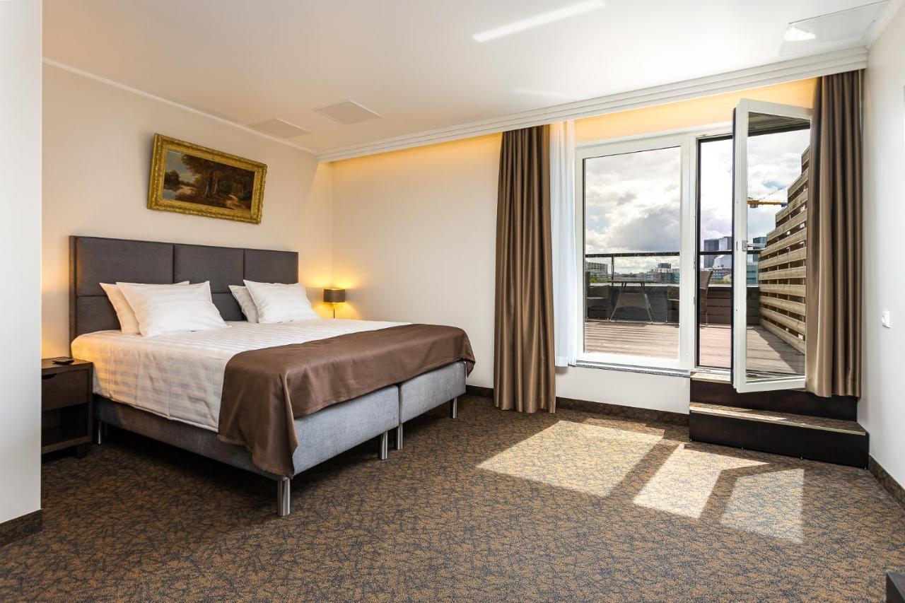 Adoryal Hotell Tallinn Eksteriør bilde