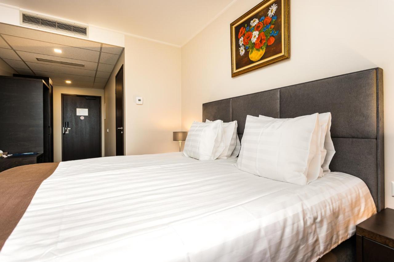Adoryal Hotell Tallinn Eksteriør bilde
