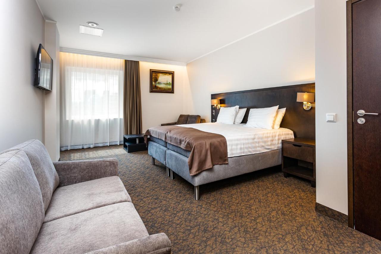 Adoryal Hotell Tallinn Eksteriør bilde