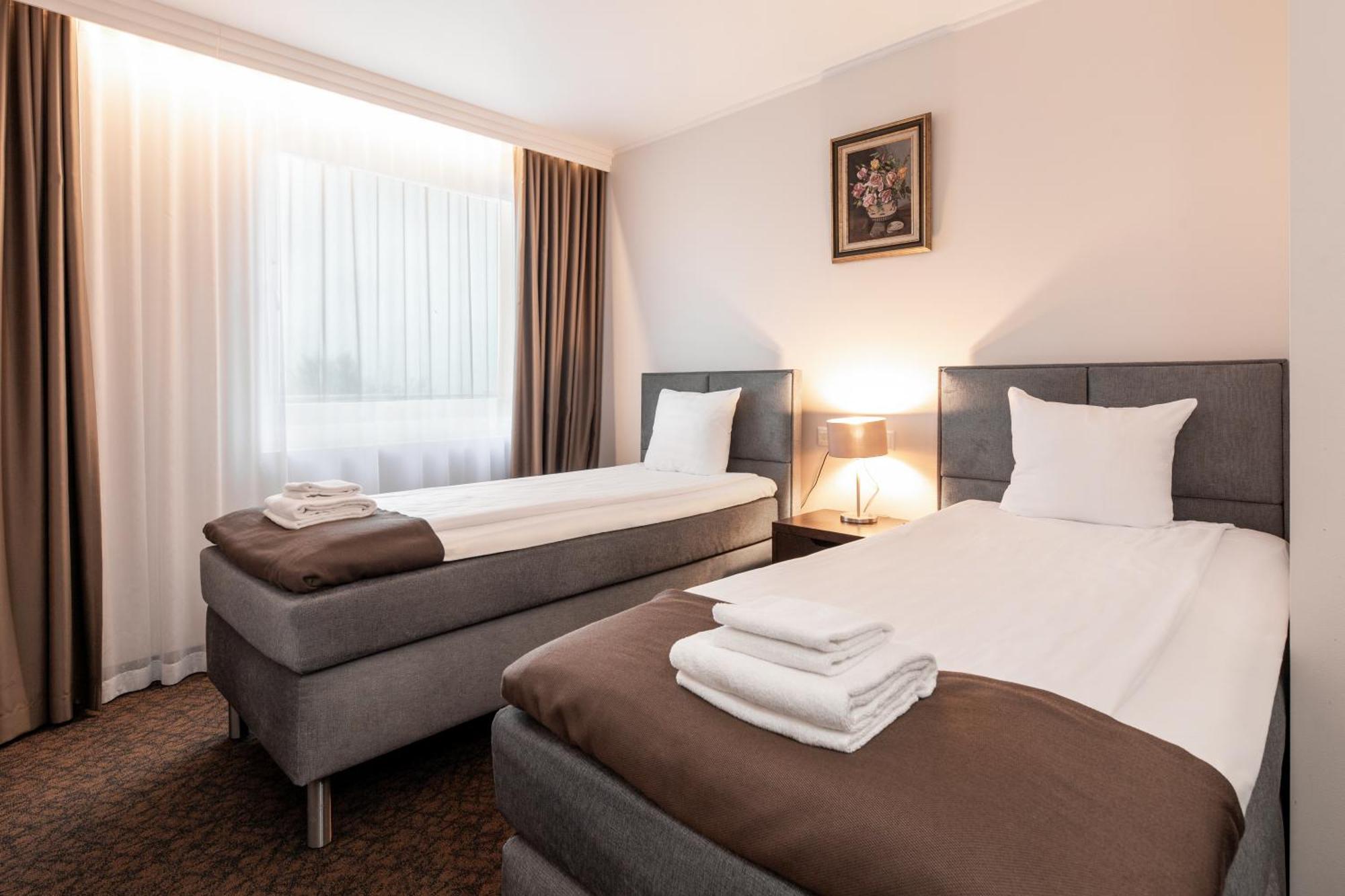 Adoryal Hotell Tallinn Eksteriør bilde