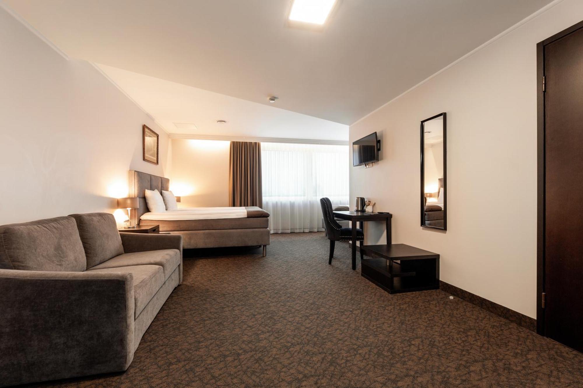 Adoryal Hotell Tallinn Eksteriør bilde