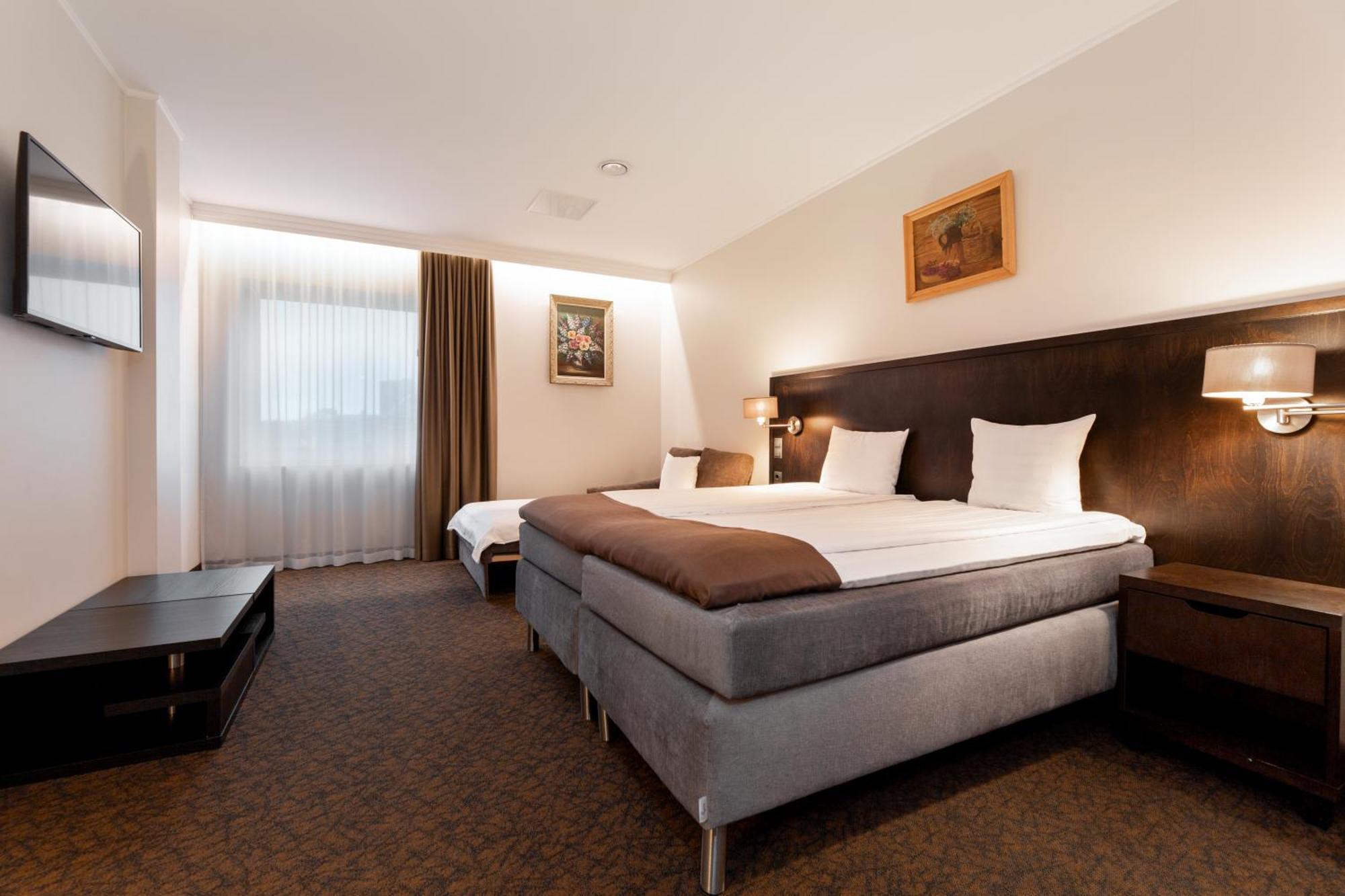 Adoryal Hotell Tallinn Eksteriør bilde